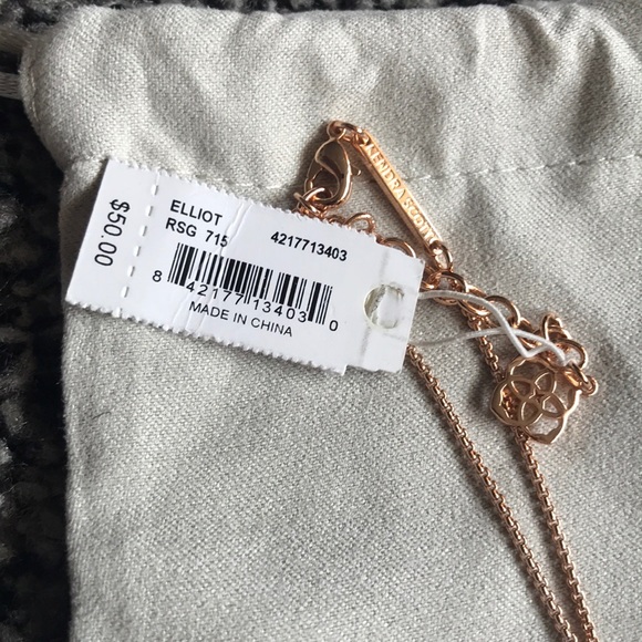 Kendra Scott Rose Gold Elliot Necklace - Picture 6 of 6